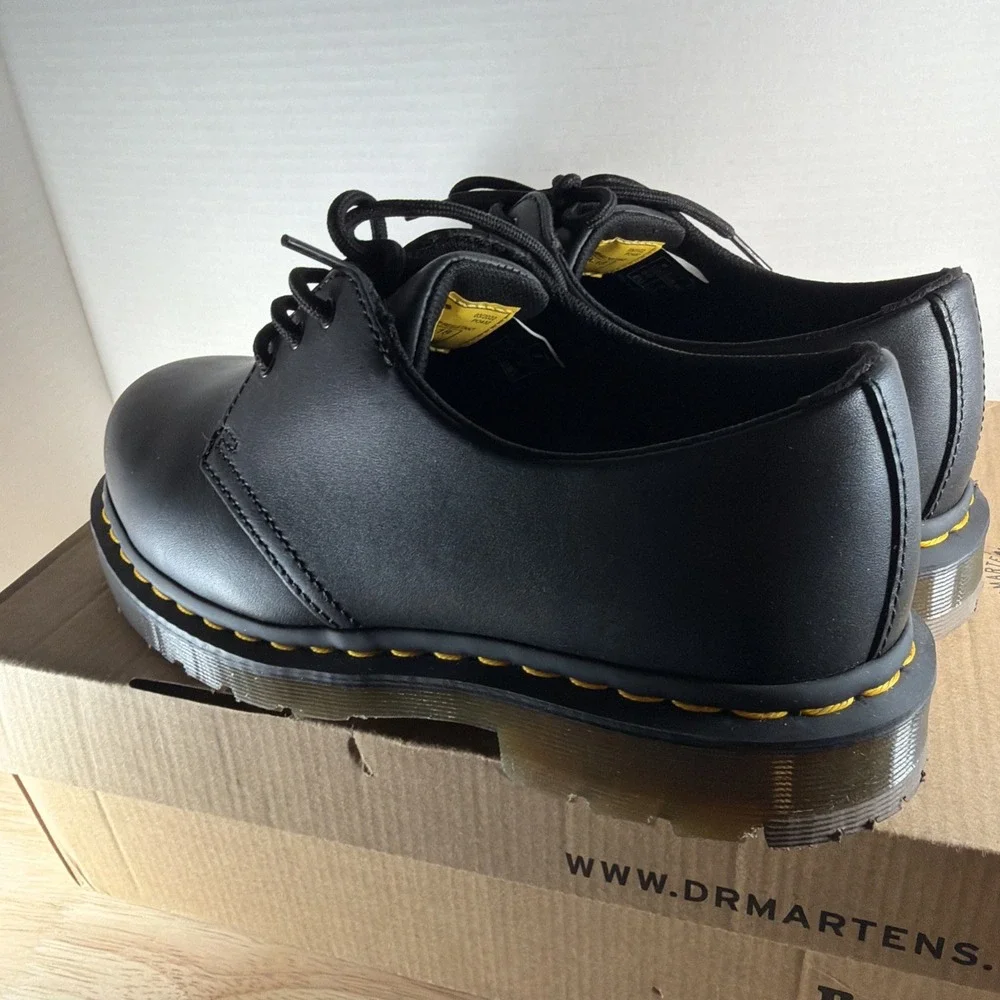 Doc Dr. Martens 1461 SR Women's 8 Men's 7 Slip Resistant Safety Work Shoes Black